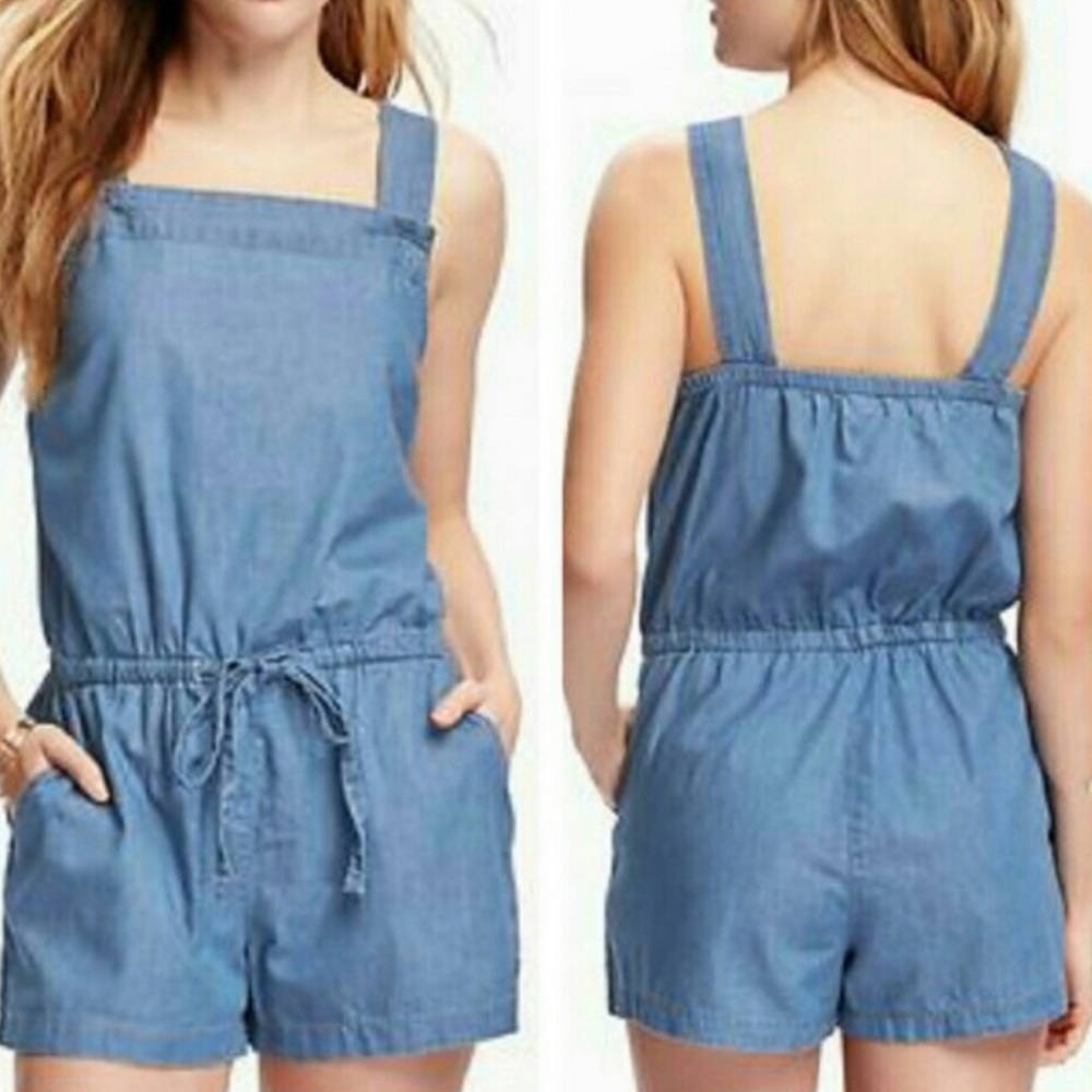 Chambray Sleeveless Romper Size Large